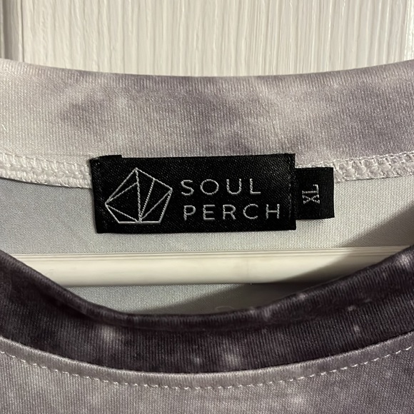 Rainbow Tie Dye Soft Galaxy Top size XL 🌌 - Picture 8 of 9